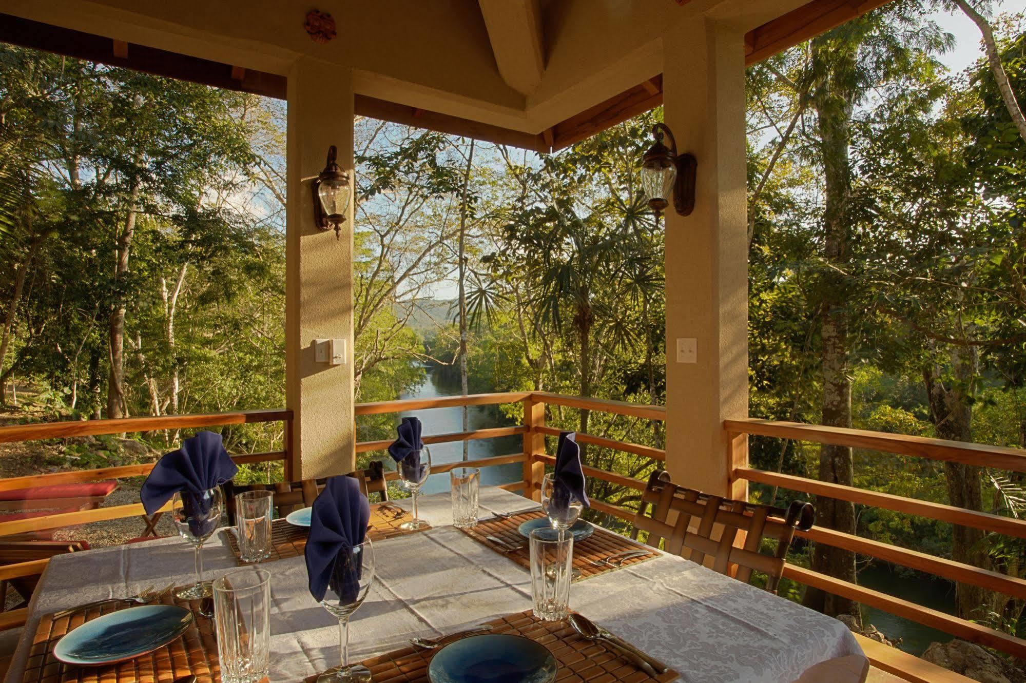 Mystic River Resort San Ignacio Εξωτερικό φωτογραφία